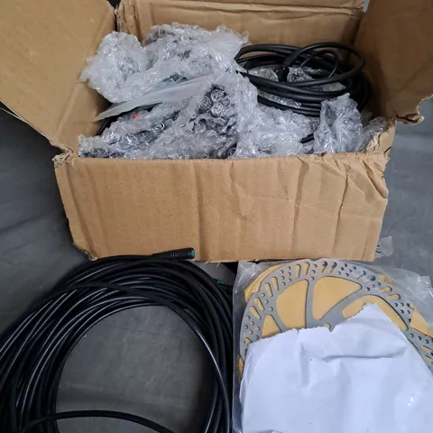 UNBRANDED CABLES AND BRAKE SET FOR E-SCOOTER 