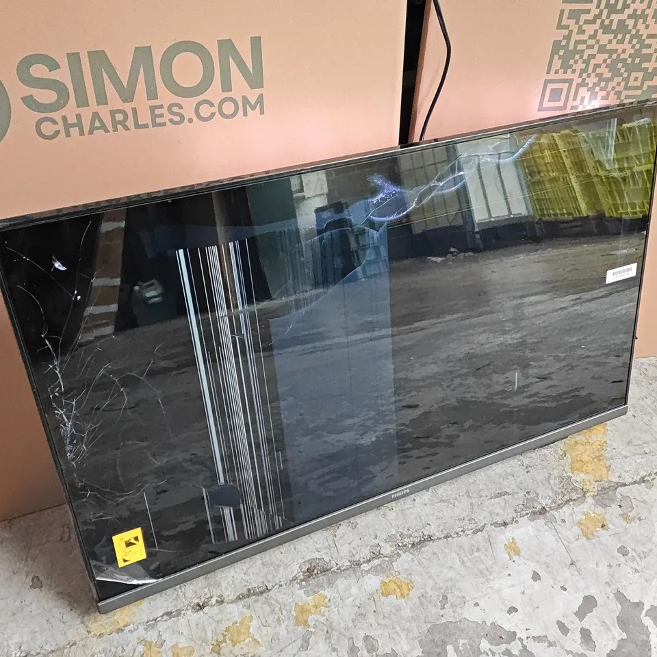 BOXED PHILIPS AMBILIGHT 32" FULL HD LED SMART TV 32PFS6908 WITH REMOTE - POWERS ON - DAMAGED SCREEN 