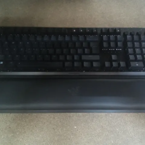 RAZER BLACKWIDOW V3 PRO WIRELESS MECHANICAL GAMING KEYBOARD