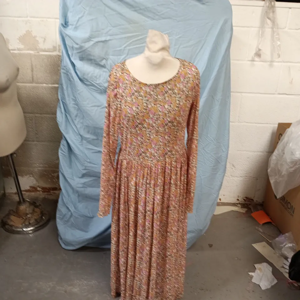 NUMPH FLORAL PRINT MAXI DRESS – UK SIZE S