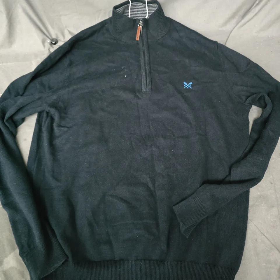 CREW CLOTHING COMPANY QUARTERZIP IN BLACK - LARGE