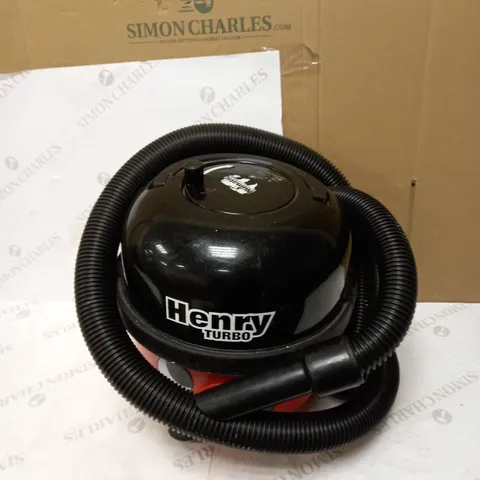 NUMATIC HVT160 HENRY VACUUM CLEANER