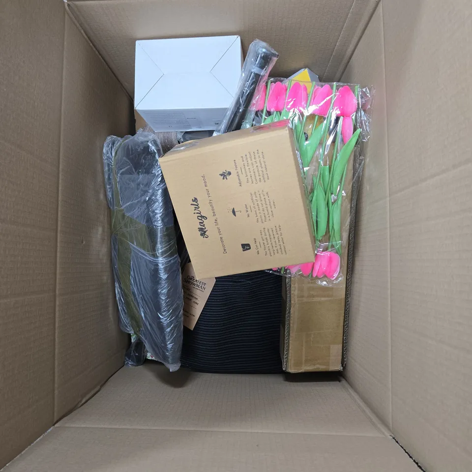 APPROXIMATELY 15 ASSORTED HOUSEHOLD PRODUCTS TO INCLUDE A OIL PUMP EXTRACTOR, MAGIC STITCH, EGYPTIAN COTTON BED SHEET 