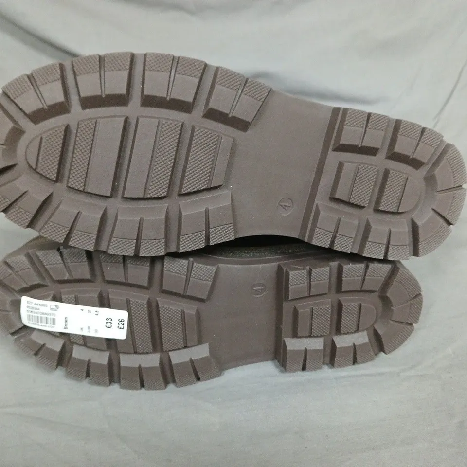 RIVER ISLAND BROWN CHELSEA BOOTS – UK 4 (EU 37)