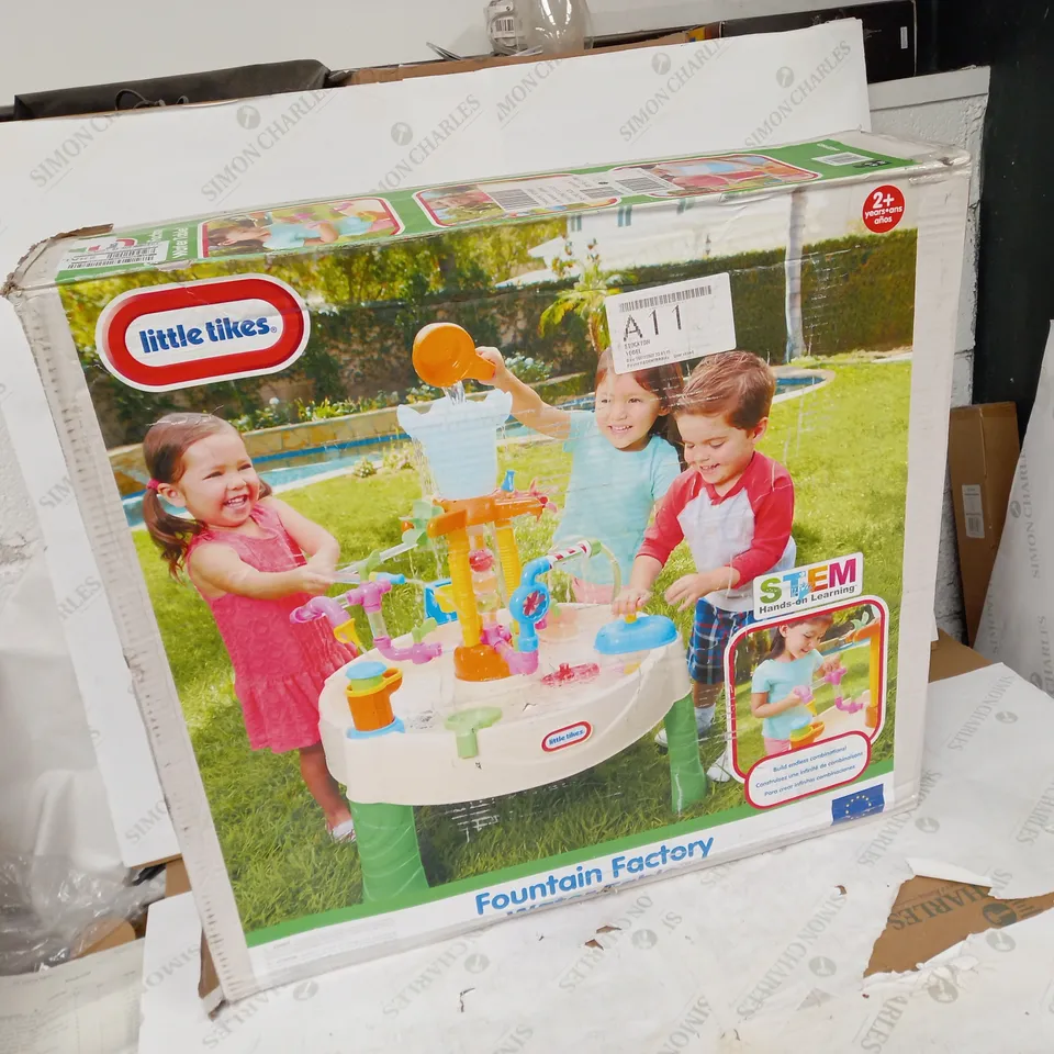 LITTLE TIKES FOUNTAIN FACTORY WATER TABLE RRP £59.99