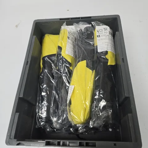 TOTE OF APPROXIMATELY 8 FOLD ABLE CAR SUN UMBRELLA 