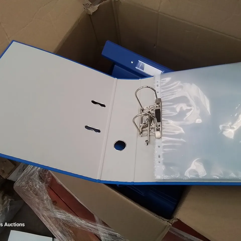 PALLET APPROXIMATELY 60 LYRECO 2 RING BINDERS BLUE