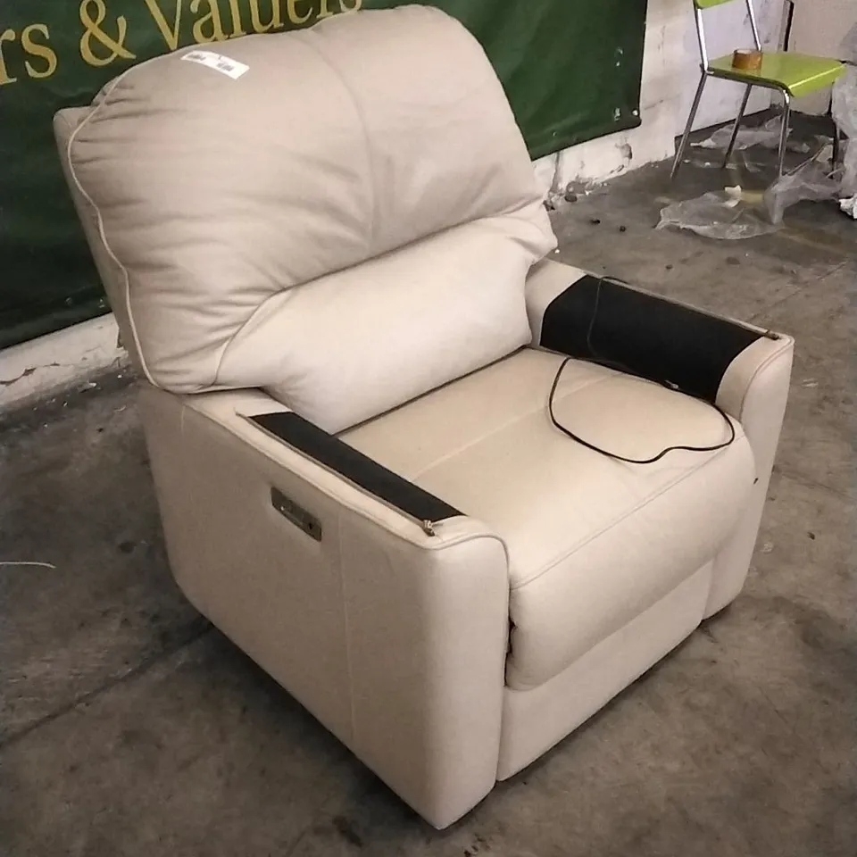 QUALITY BRITISH DESIGNED & MANUFACTURED G PLAN CHADWICK POWER RECLINER CAMBRIDGE PLASTER LEATHER ARMCHAIR