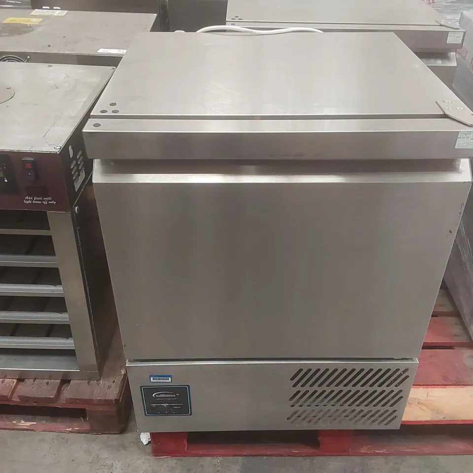 WILLIAMS HAZ5UCSA HC R3 COMMERCIAL UNDERCOUNTER REFRIGERATOR