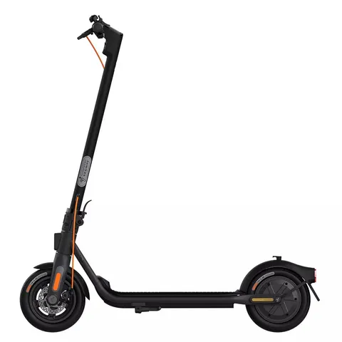 SEGWAY NINEBOTT KICKSCOOTER F2 ELECTRIC - ONE SIZE - COLLECTION ONLY