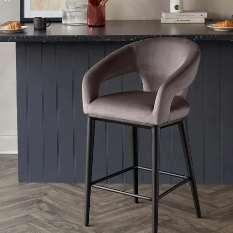 BOXED DANETTI HEATH MOCHA PLUSH VELVET BLACK WOOD BAR STOOL