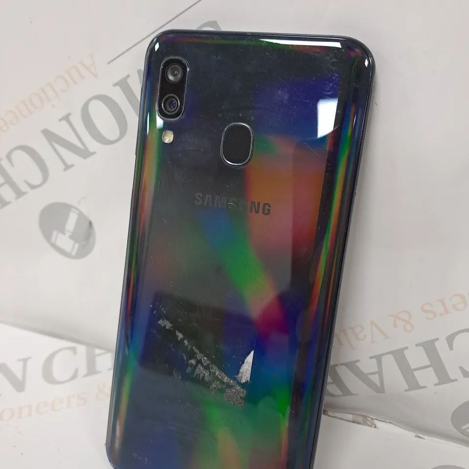 SAMSUNG GALAXY A40 SMARTPHONE 