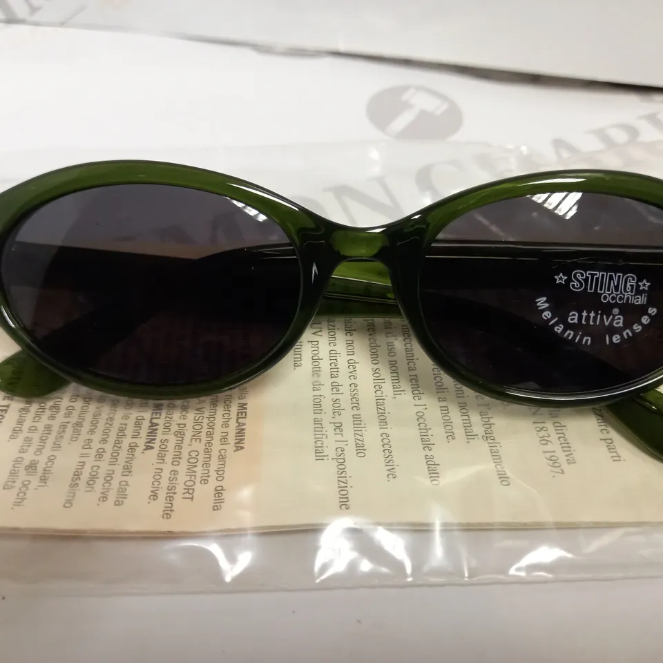APPROXIMATELY 9 DIERRE STING SUNGLASSES
