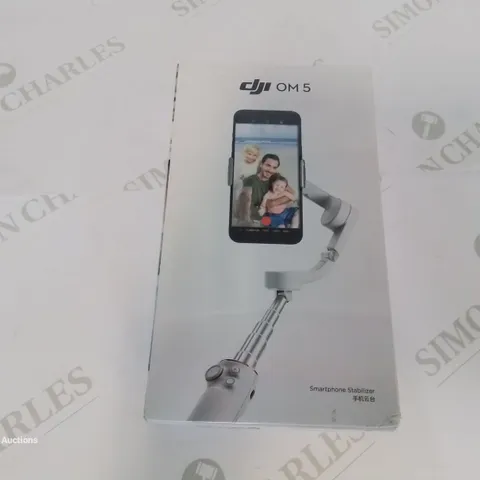 BOXED AND SEALED DJI OM 5 SMARTPHONE STABILISER.