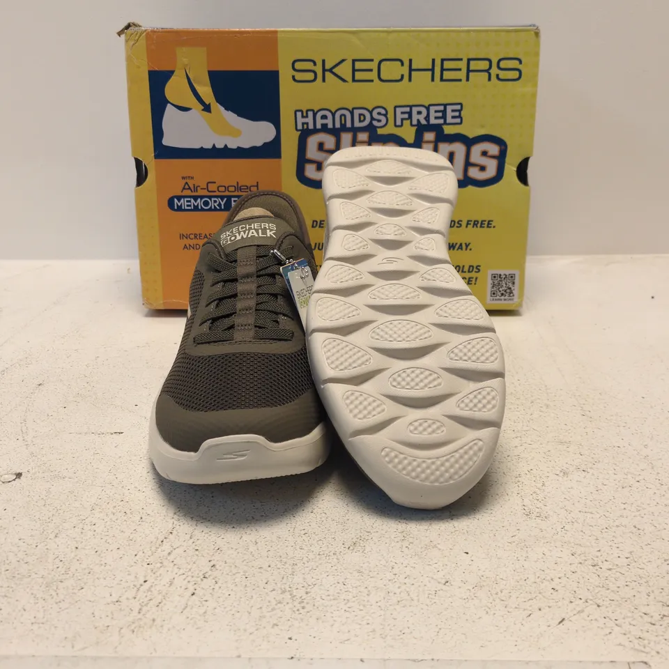SKECHERS HANDS FREE SLIP-INS GO WALK MEN'S TRAINER – GREY/BLACK - UK 7.5