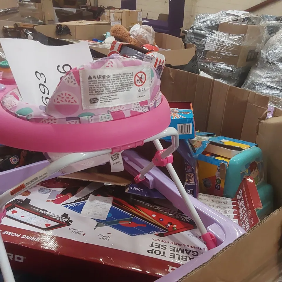 PALLET CONTAINING A LARGE QUANTITY OF ASSORTED TOYS INCLUDING: BABY WALKER, TOY XSHOT GUN, 3-IN-1 TABLETOP MULTI GAME SET, COTTON CANDY MAKER ECT