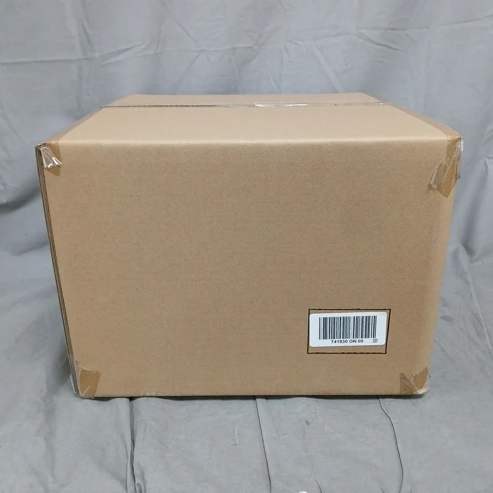 BOXED GRUMPY GARDENER 3 TIER DRIP EFFECT PLANTER