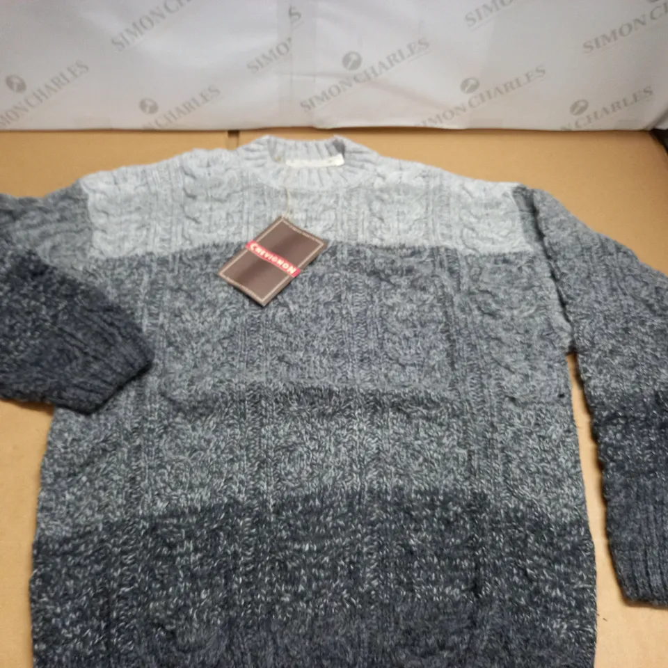 LOT OF APPROXIMATELY 16 CHEVIGNON KNIT WEAR JUMPER IN GREY - M