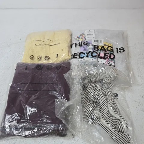APPROXIMATELY 15 ASSORTED CLOTHING ITEMS IN VARIOUS SIZES, COLOURS & STYLES