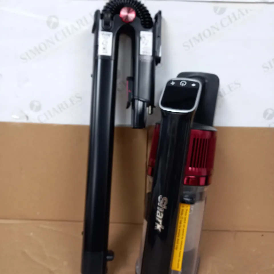 SHARK CORDLESS VACUUM IZ300UKT