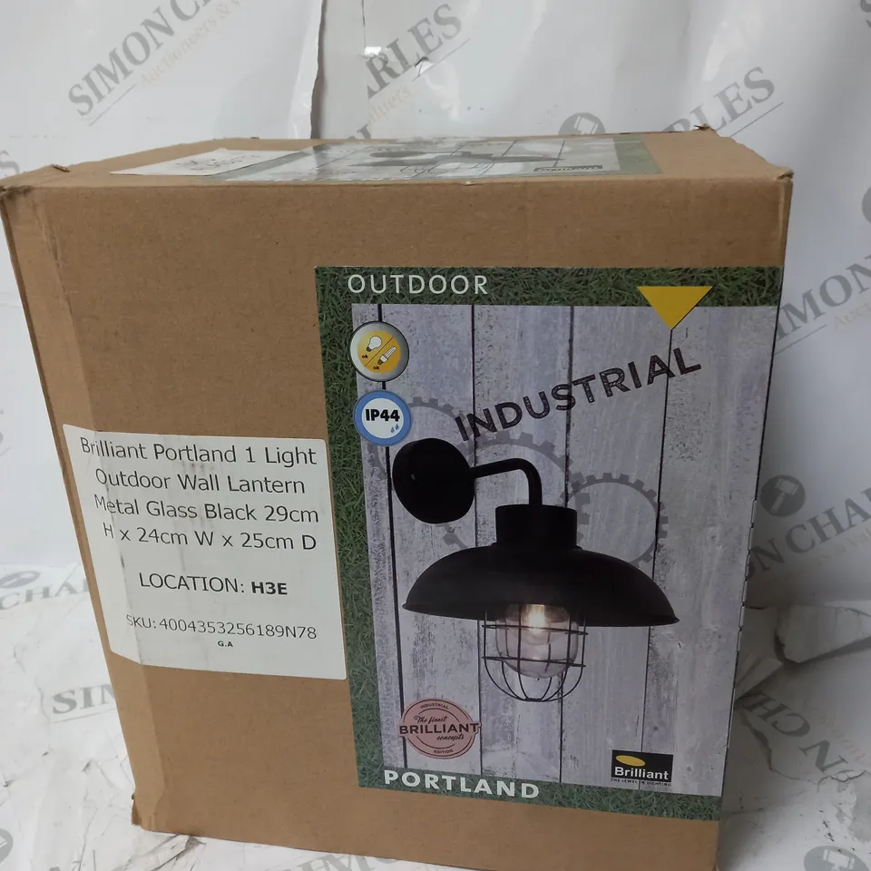 1 LIGHT OUTDOOR WALL LANTERN METAL GLASS