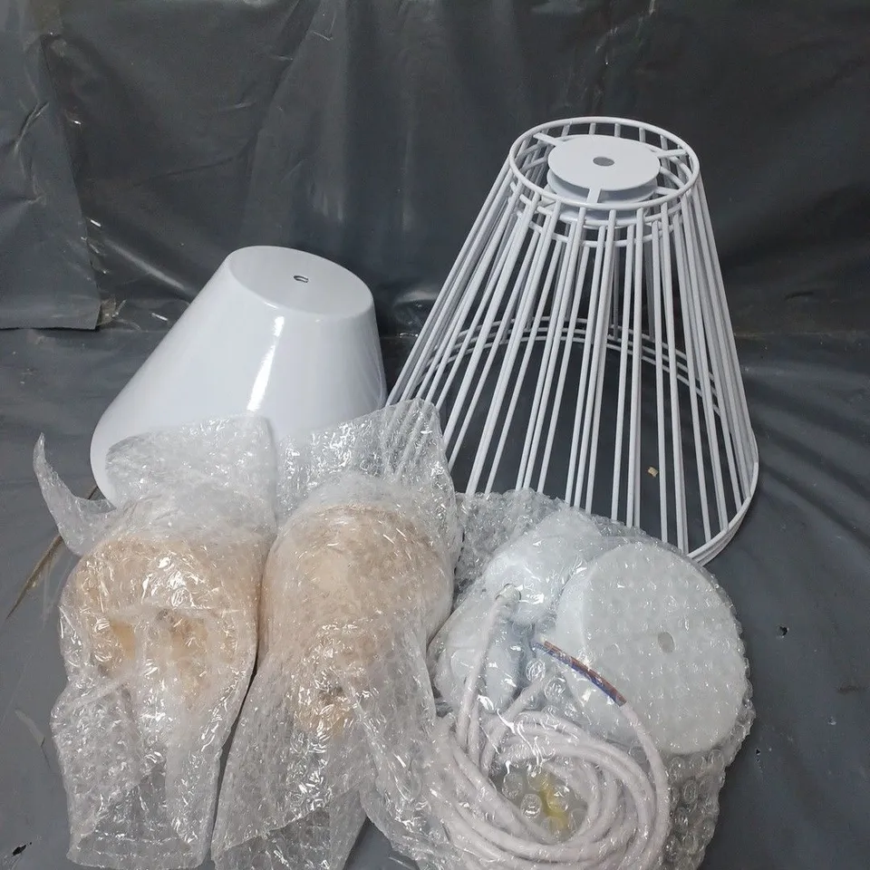 SET OF 3 BIRDCAGE EFFECT LIGHT SHADES WITH FITTINGS WHITE
