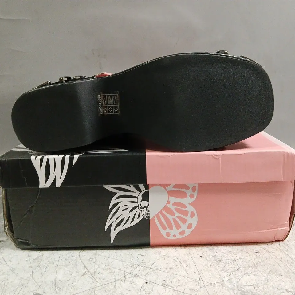 BOXED PAIR OF KOI SWEET APATHY PLAID WEDGE MARY JANES IN PINK SIZE UK 8