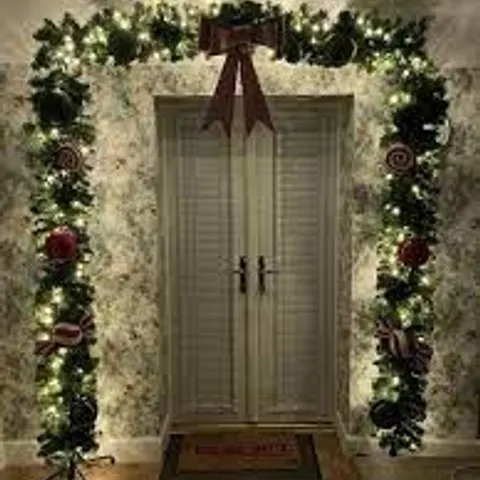 BOXED 240CM PRE-LIT ARCHWAY COLLECTION ONLY