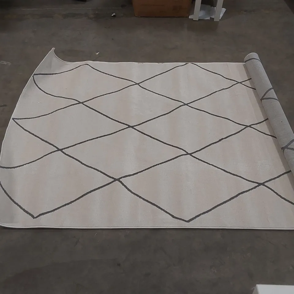 BRAND NEW PACO HOME HARAL AREA RUG - WHITE // SIZE: 160 X 230cm