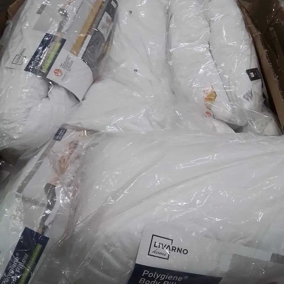 PALLET CONTAINING 2 LARGE BOXES OF POLYGIENE BODY PILLOWS