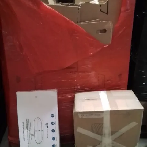 PALLET OF ASSORTED HOUSEHOLD GOODS AND PRODUCTS TO INCLUDE;DINING CHAIR,BABY CHANGING PAD,BACKPACK 