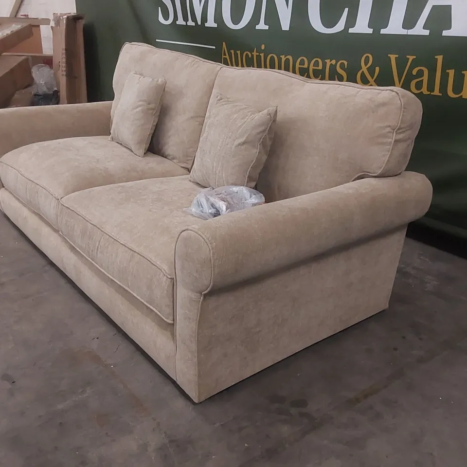 QUALITY DESIGNER WILLIAM 3 SEATER FABRIC UPHOLSTERED CUDDLER SOFA