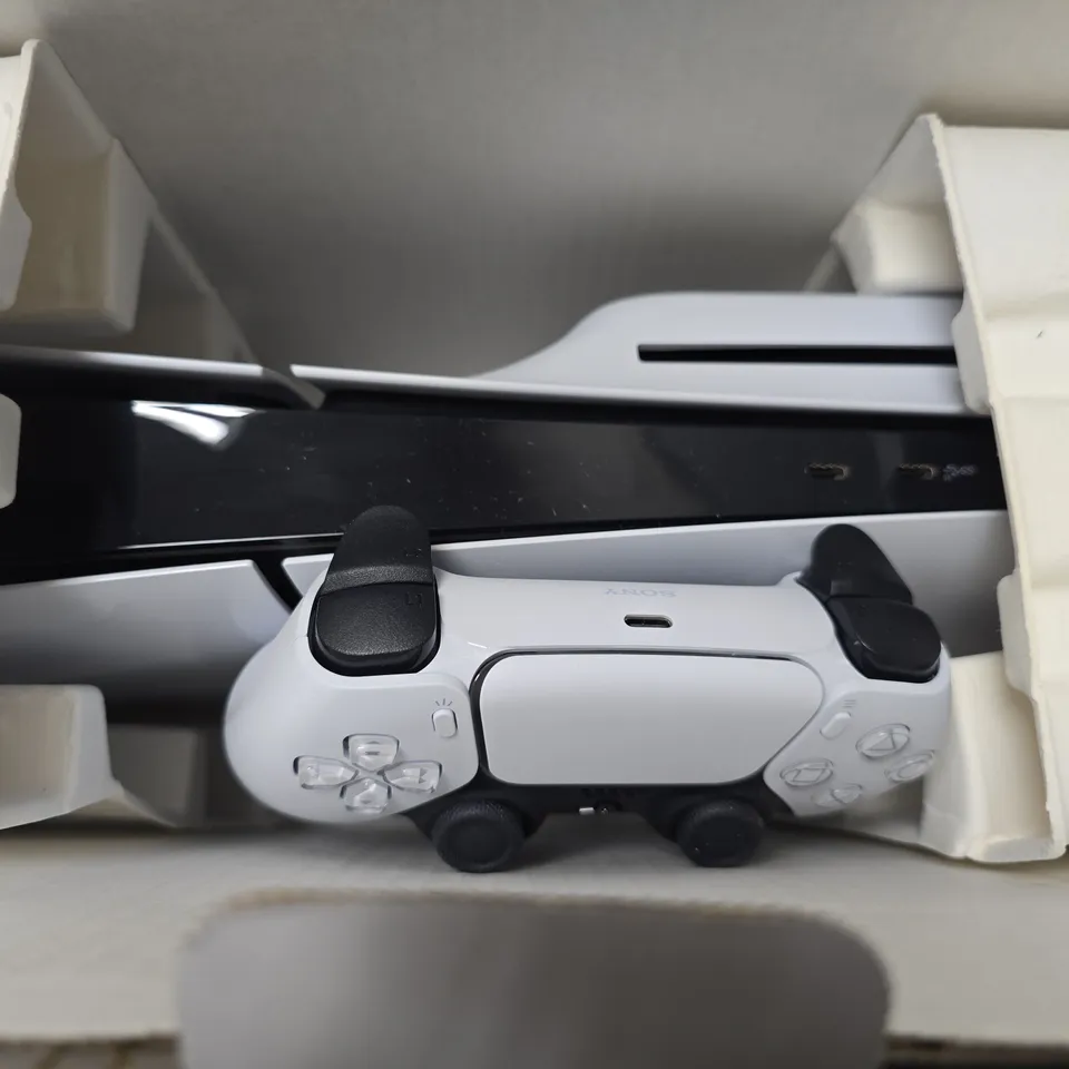 SONY PLAYSTATION 5 DISC EDITION 