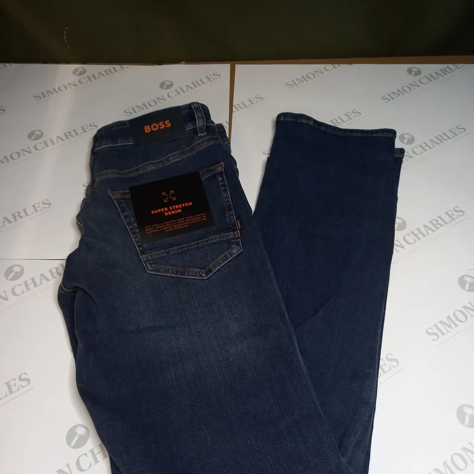 HUGO BOSS SUPER STRETCH DENIM JEANS SIZE 31/34