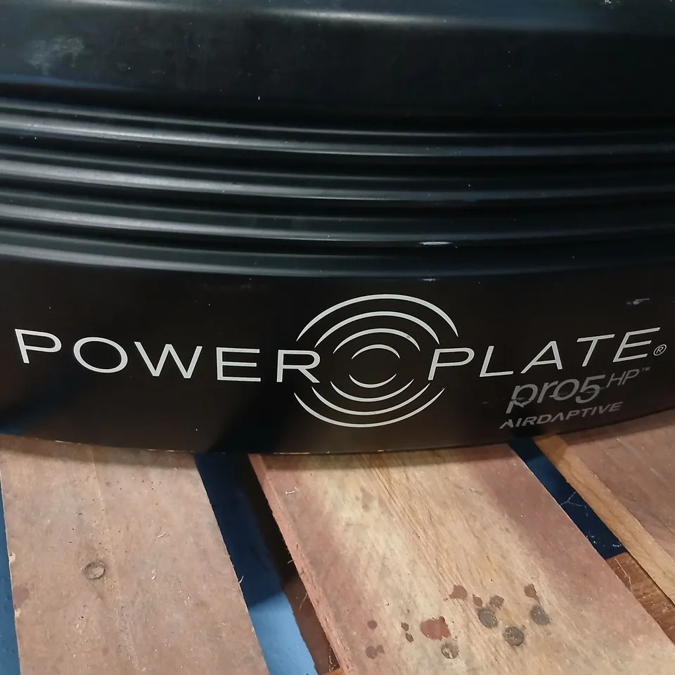 POWER PLATE PRO5 HP AIR DYNAMIC VIBRATION PLATFORM