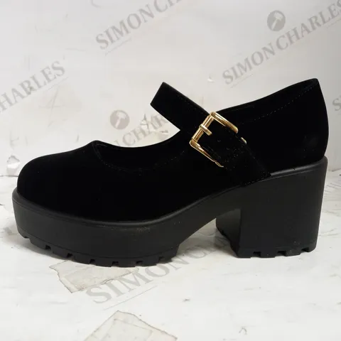 KOI VEGAN BLACK PLATFORM MARY JANES UK SIZE 3