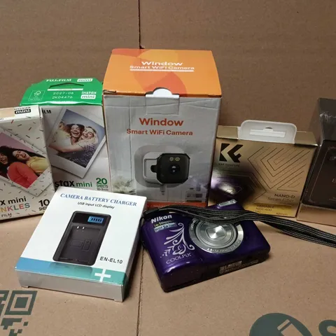 APPROXIMATELY 12 ASSORTED CAMERAS/CAMERA ACCESSORIES TO INCLUDE WIFI CAMERA, NIKON COOLPIX, FUJIFILM INSTANT FILM, ETC