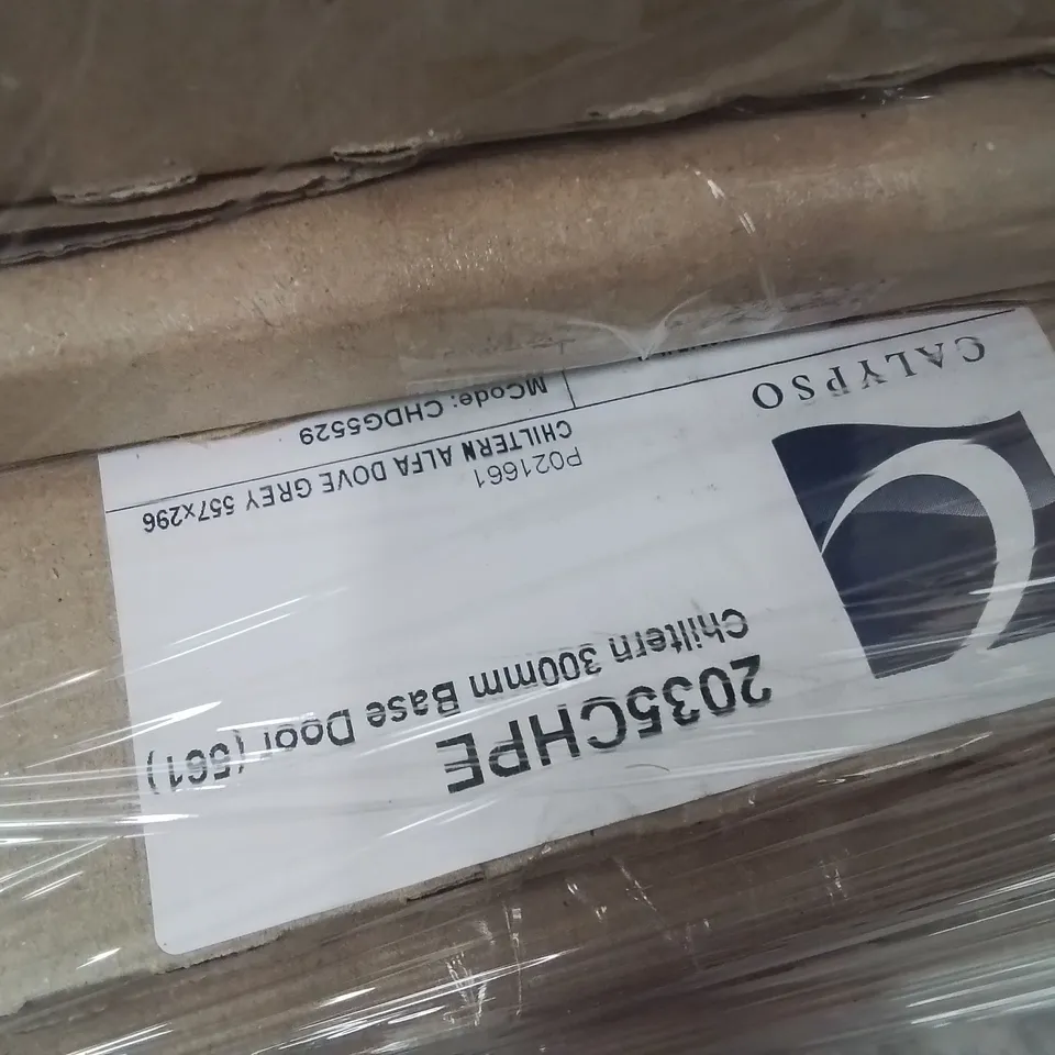 PALLET CONTAINING A LARGE QUANTITY OF ASSORTED BOXED AS NEW BATHROOM FITTING ITEMS 