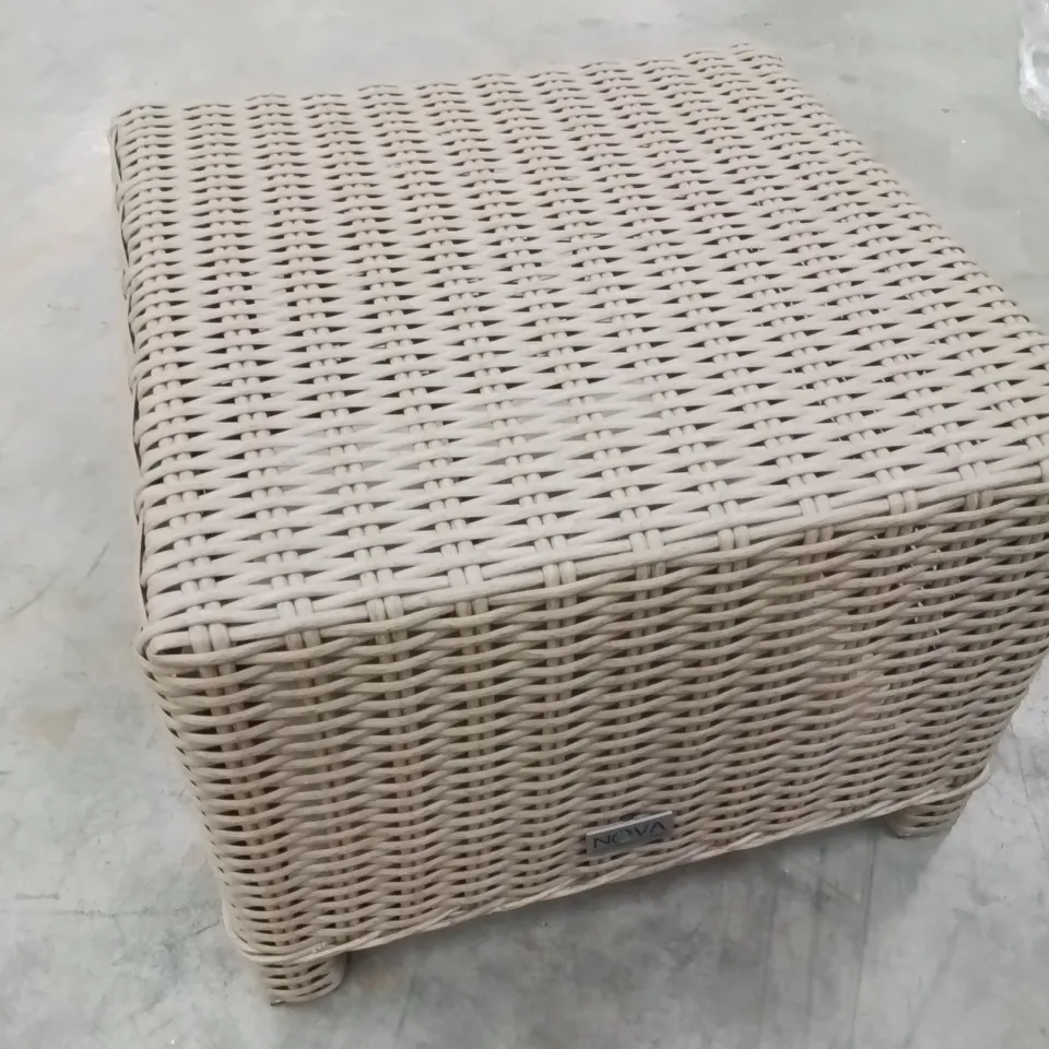 NOVA RATTAN FOOTSTOOL -LIGHT GREY-