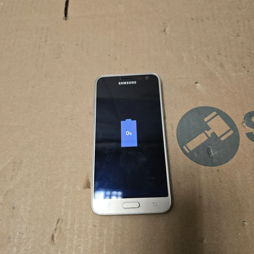 SAMSUNG SMART PHONE (MODEL UNSPECIFIED) 