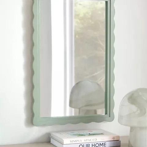 GREEN SCALLOPED EDGE MIRROR 40X60CM