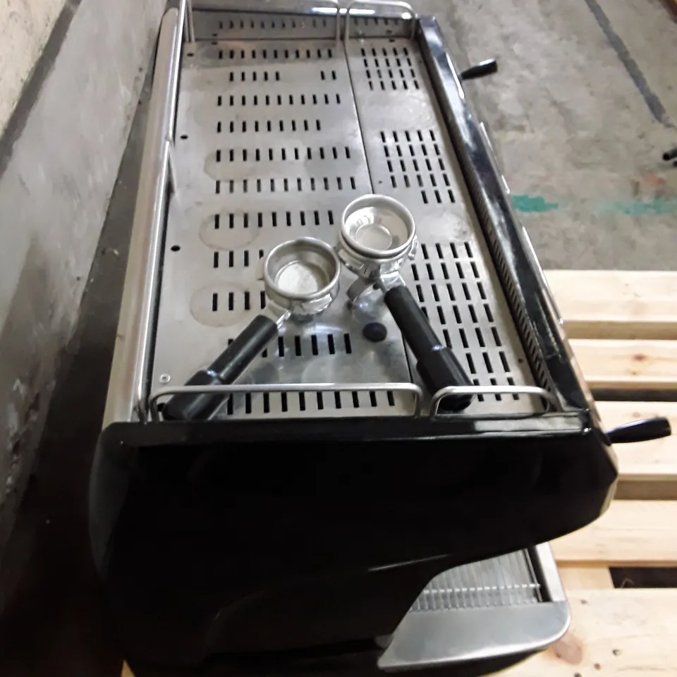 CARIMALI DIVA 2 GROUP COMMERCIAL COFFEE MACHINE