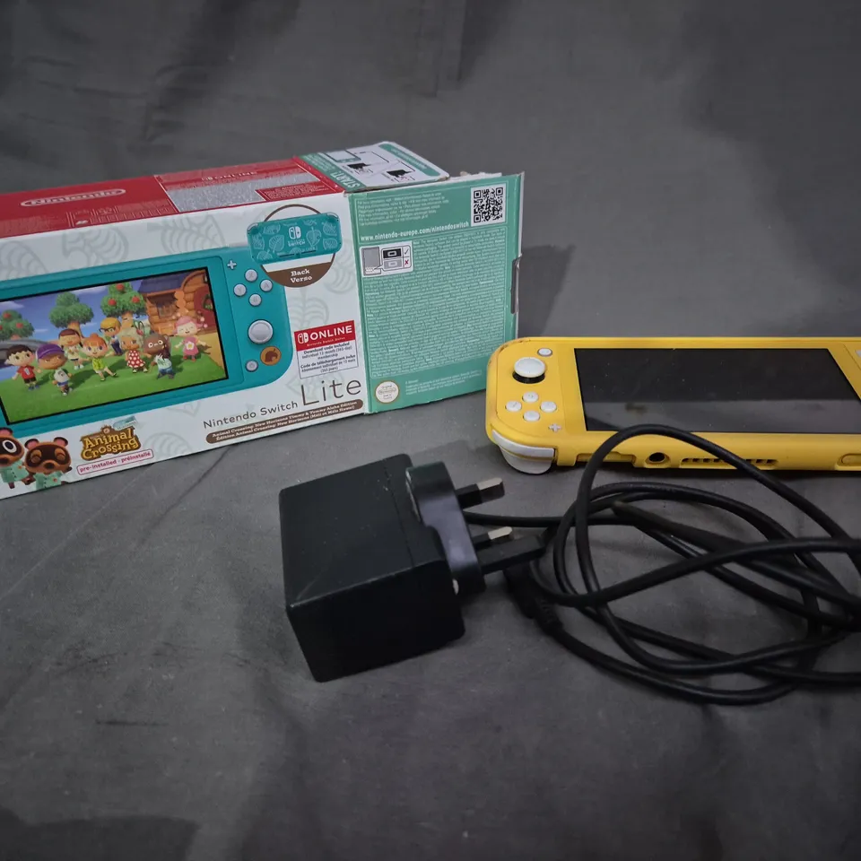 BOXED NINTENDO SWITCH LITE 