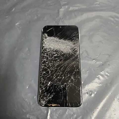 SAMSUNG GALAXY A20E – WHITE SMARTPHONE