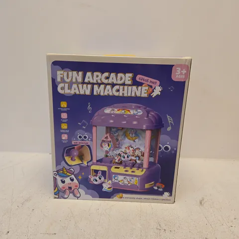 FUN ARCADE CLAW MACHINE – TOY
