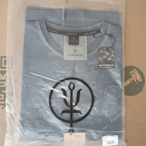 BAGGED THRUDARK DISSIDENT HERITAGE T-SHIRT IN NAVY SIZE XL