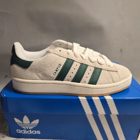 BOXED PAIR OF ADIDAS WOMENS CAMPUS 00S IN WHITE/GREEN - UK 5.5