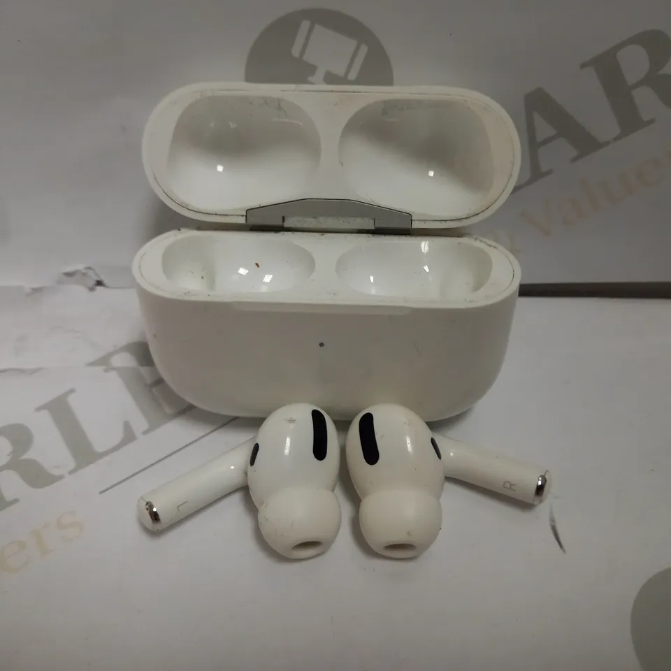 APPLE AIRPODS PRO (A2190)