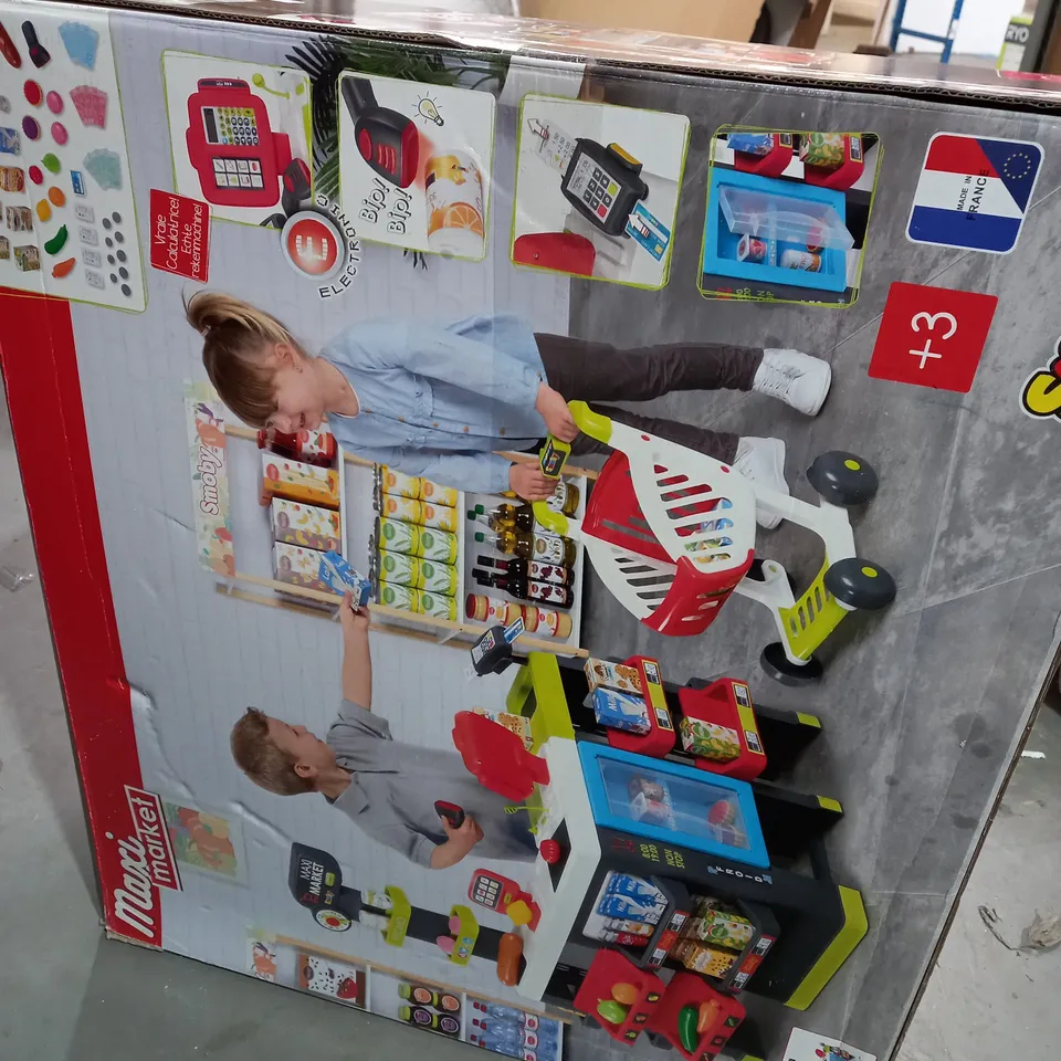 SUPERMARKET MAXI ONE MARKET