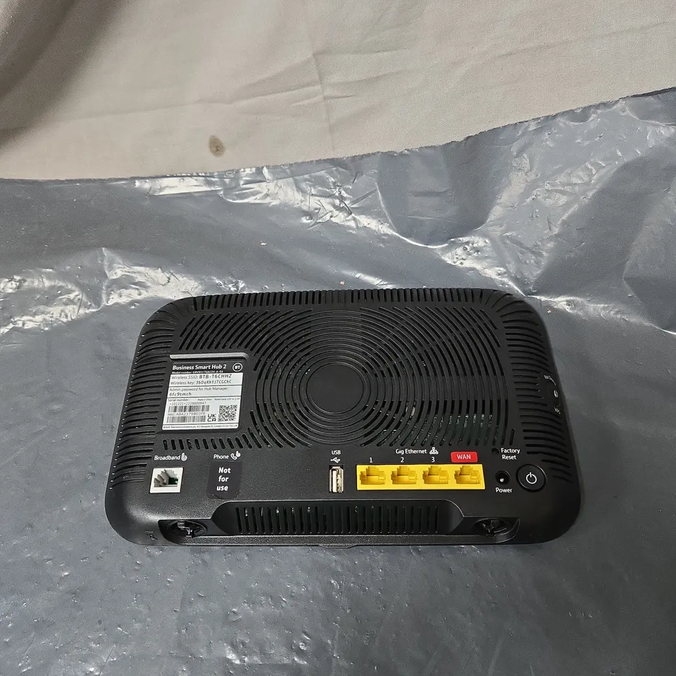 BT BUSINESS SMART HUB 2 ROUTER - BLACK